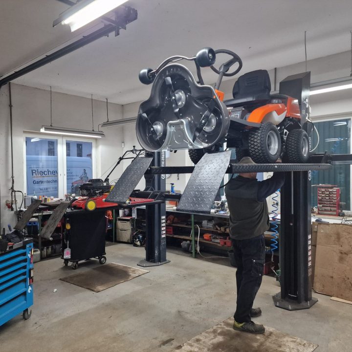 Werkstatt Riechey Gartentechnik Rasenmäher Reparatur